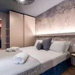Ca' Lezze Charming Appartamento *