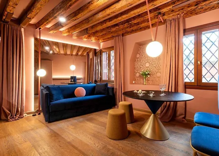 Ca' Lezze Charming Appartement *